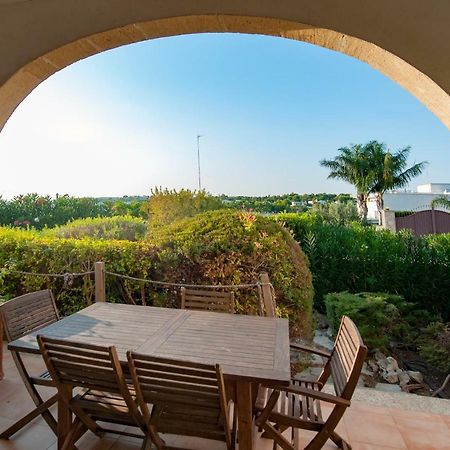 Residence Quattrocolonne Санта-Мария-аль-Баньо Экстерьер фото